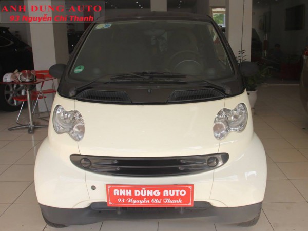 Smart ForTwo Màu Trắng Sản Xuất Năm 2006