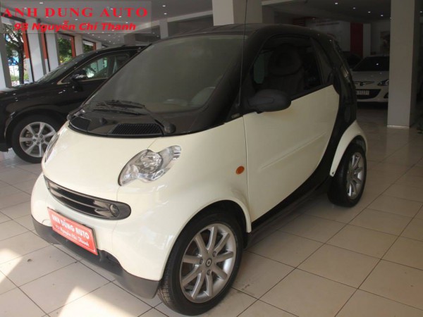 Smart ForTwo Màu Trắng Sản Xuất Năm 2006