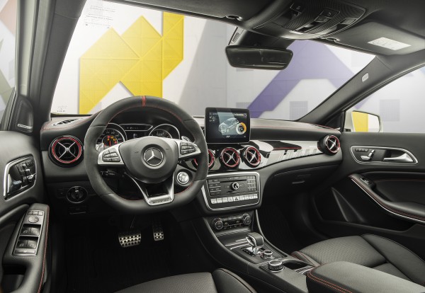 Mercedes-Benz AMG GLA 45 XE ĐẸP-GIÁ TỐT- 2018