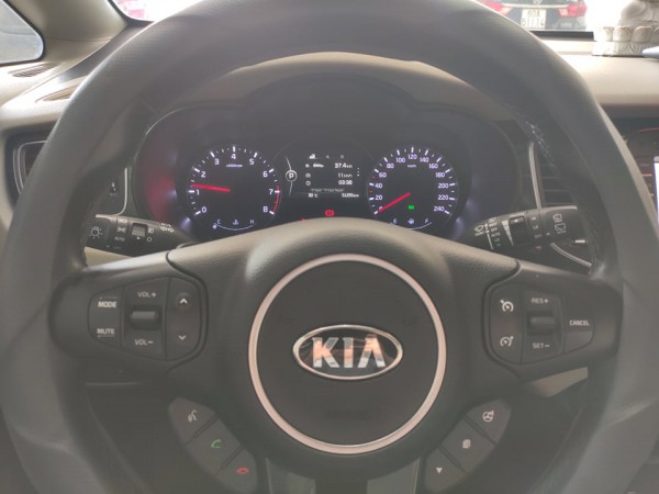 Kia KIA Rondo G ATH 2016 2.0AT