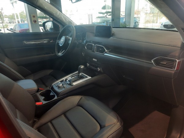 Mazda CX-5 Deluxe