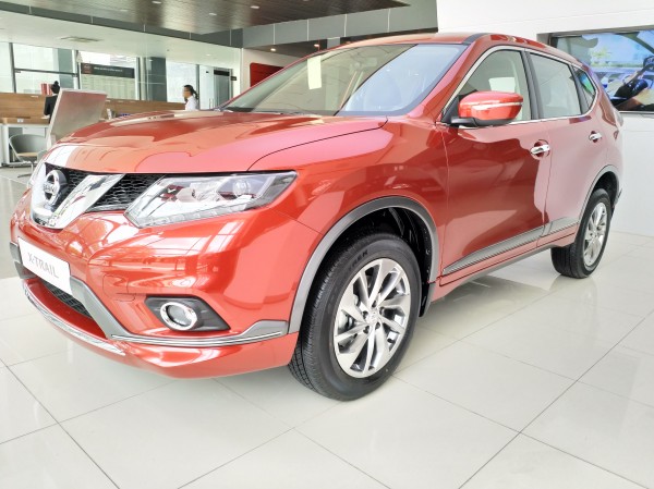 Nissan X-Trail 2.0 Mid premium 2018 xe rẻ giá đẹp