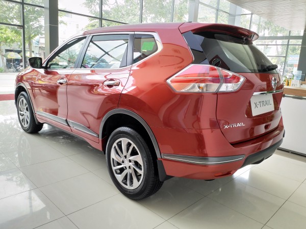 Nissan X-Trail 2.0 Mid premium 2018 xe rẻ giá đẹp