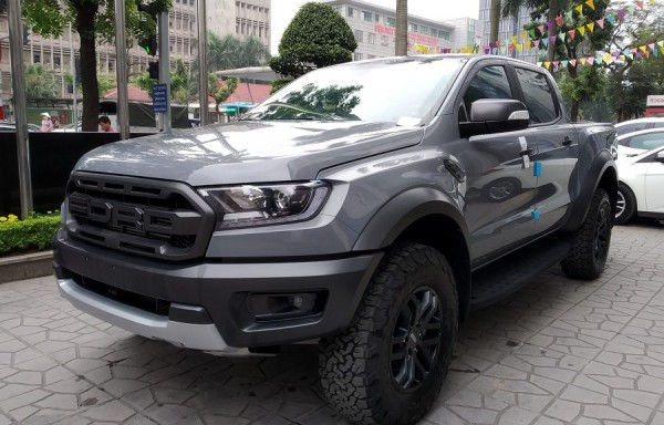 Ford Ranger Raptor 2020 - Giá siêu ưu đãi,