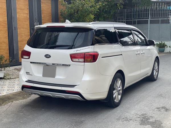 Kia Bán Kia Sedona 3.3 full màu Trắng 2016