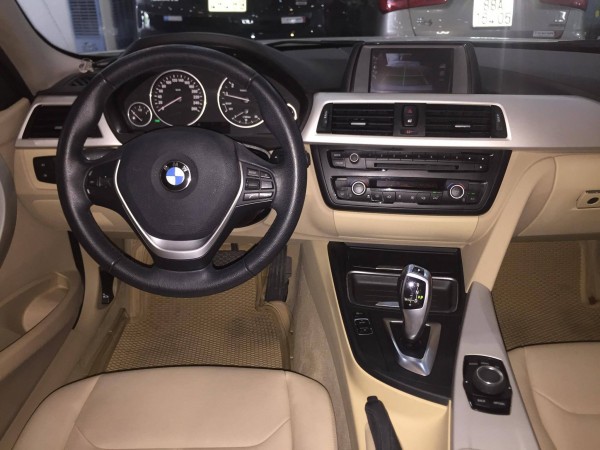 BMW 328 i 2.0AT 2014