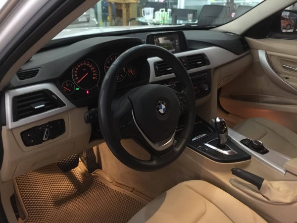 BMW 328 i 2.0AT 2014