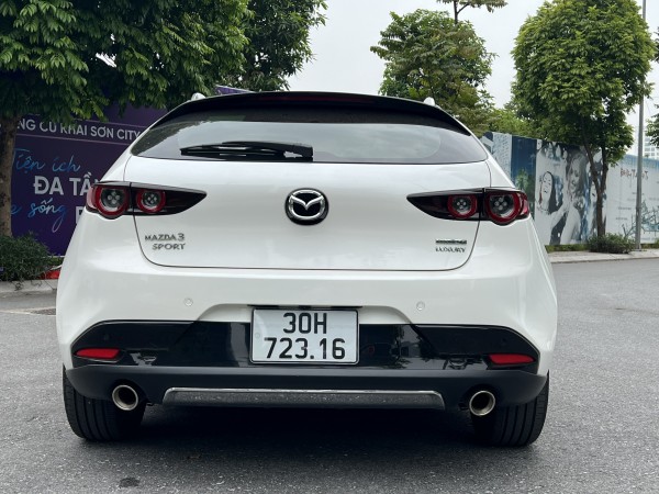 Mazda 3 Mazda 3 1.5L Sport Luxury sx 2022. Odo 1