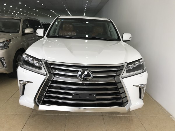 Lexus LX 570 Bán LEXUS LX570 màu trắng,đăng ký 2017