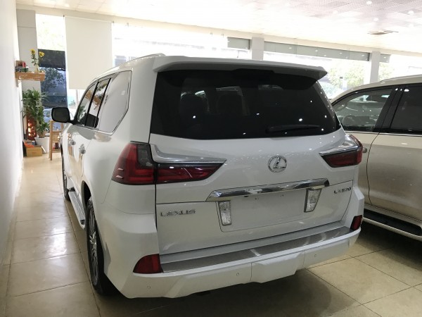 Lexus LX 570 Bán LEXUS LX570 màu trắng,đăng ký 2017