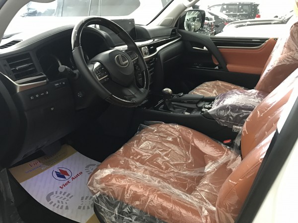 Lexus LX 570 Bán LEXUS LX570 màu trắng,đăng ký 2017
