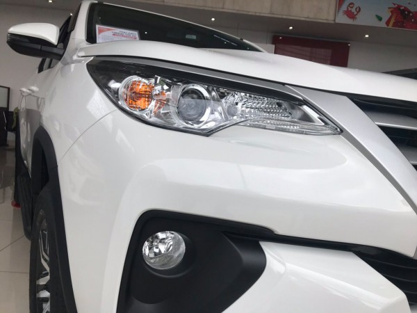Toyota Fortuner FORTUNER 2.4G MÁY DẦU,969TR,VAY 80% XE