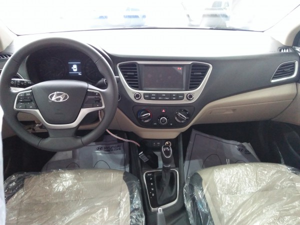 Hyundai i10 tất cả các phiên bản, màu sắc