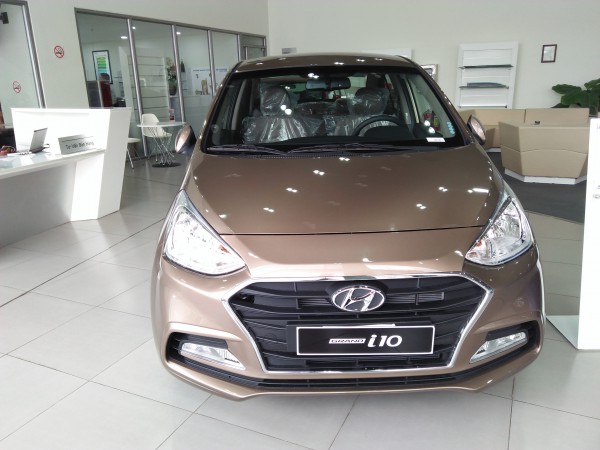 Hyundai i10 tất cả các phiên bản, màu sắc