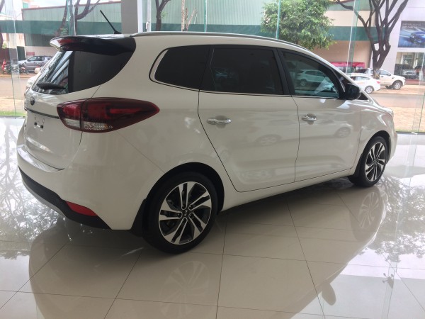 Kia Carens Chính hãng mơi 100%. KIA Đăk Lăk