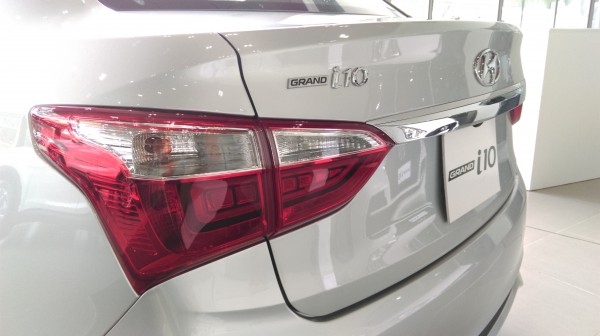 Hyundai i10 Hyundai Grand i10 mới 2018 các phiên bản