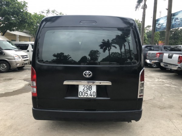 Toyota Hiace Bán xe Toyota mập lợn đời 2011,máy xăng,