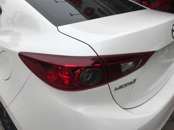Mazda 3 Sedan 1.5L 2015 - Trắng