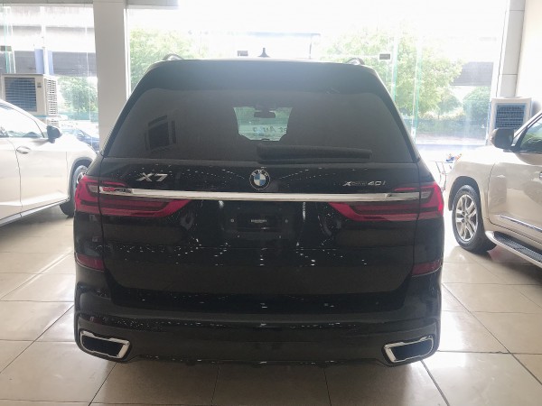 BMW Bán BMW X7 xDrive40i 3.0 màu đen 2020