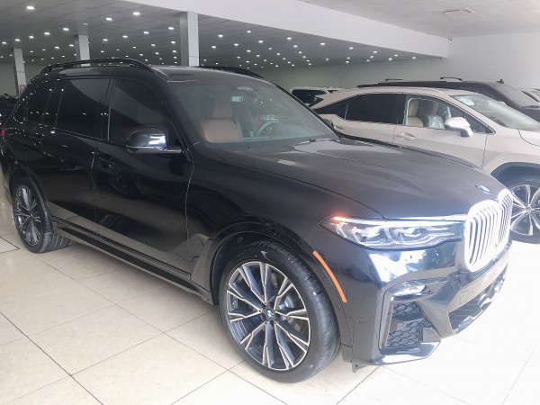 BMW Bán BMW X7 xDrive40i 3.0 màu đen 2020