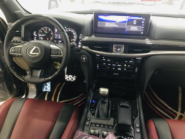 Lexus LX 570 Bán lexus Lx570 super Sport 2019,màu đen