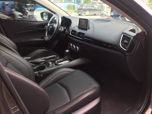 Mazda 3 Sedan 1.5L 2016 - Màu Nâu