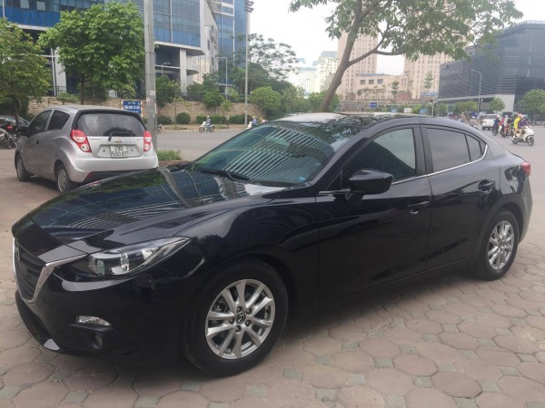 Mazda 3 Sedan 1.5AT đời 2015, màu đen