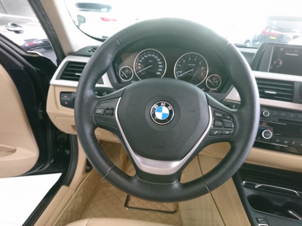 BMW 320 sản xuất 2016