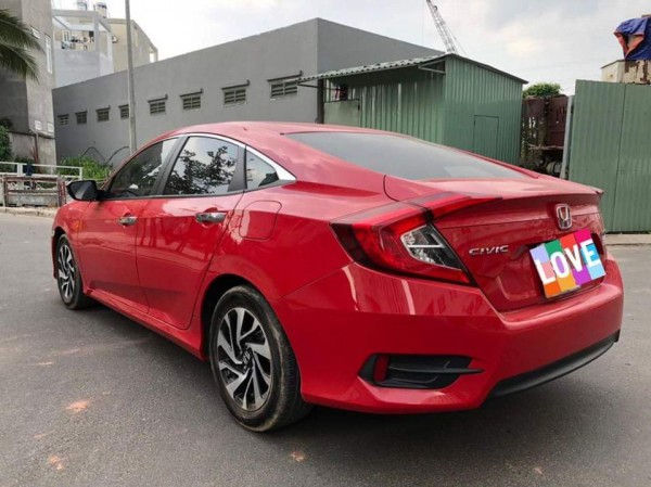 Honda Civic bán xe Civic 2019, số tự động, bản E