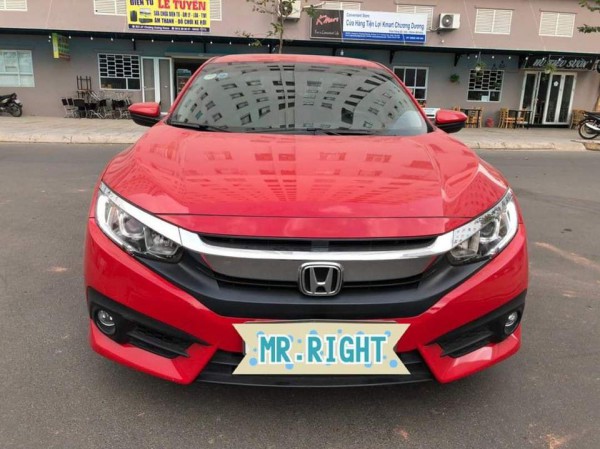 Honda Civic bán xe Civic 2019, số tự động, bản E