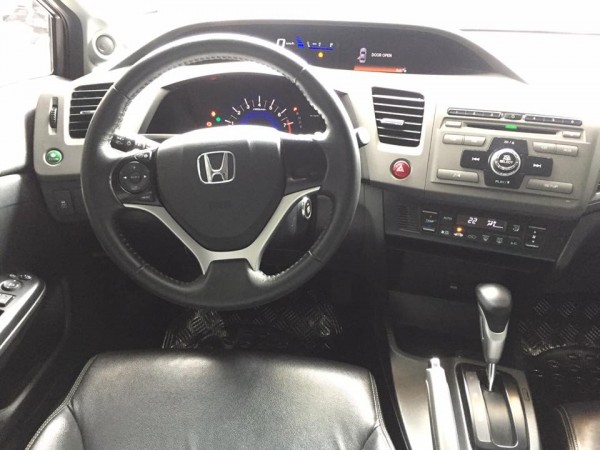 Honda Civic 2.0 2014 at màu nâu đẹp long lanh