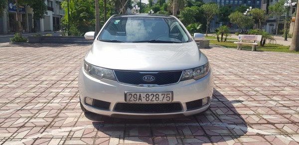 Kia Forte Bán Kia Forte SLI 1.6AT màu bạc 2009