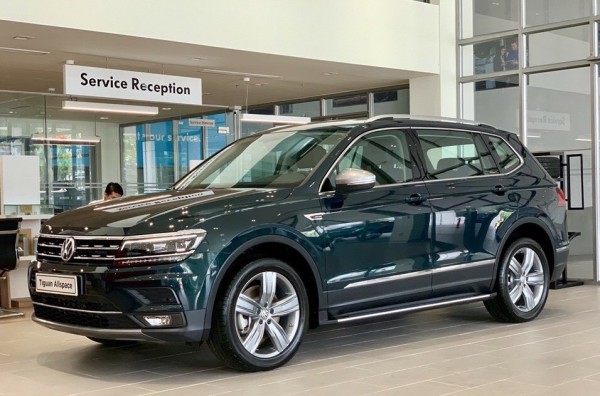 Volkswagen Tiguan Volkswagen Tiguan AllSpace màu cực độc