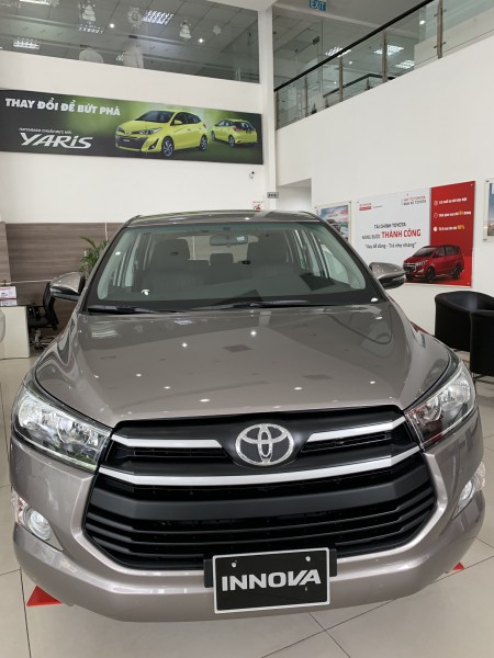 Toyota Innova 2.0E MT Giá Tốt, Đủ Màu, Giao Ngay
