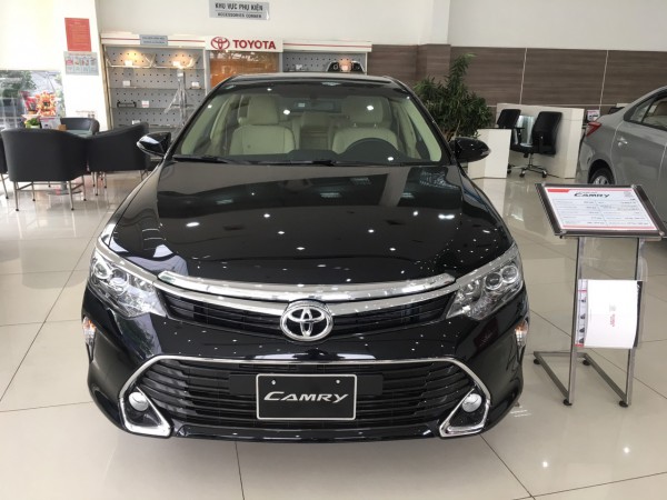 Toyota Camry Toyota Camry 2.5Q 2019 Màu Đen Giao Ngay