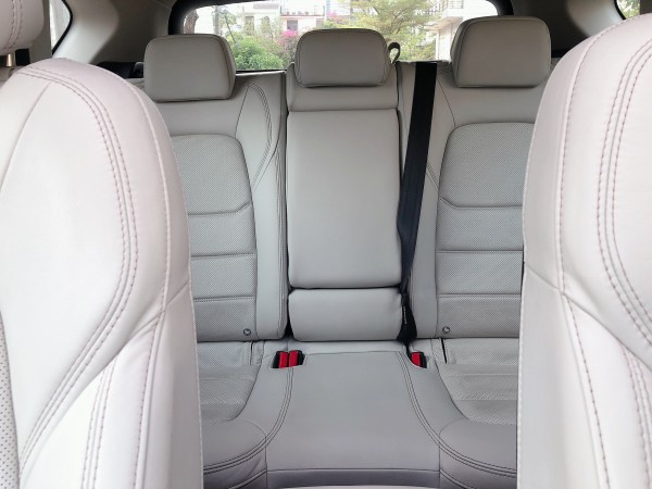 Mazda CX-5 bản 2.0 gia đình sử dụng