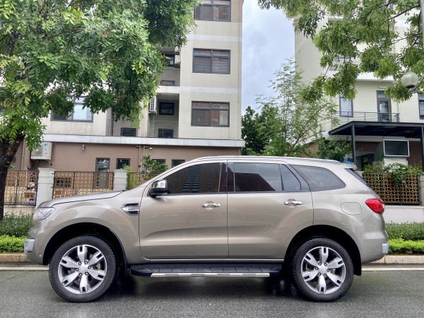 Ford Everest Ford Everest 2.2 Titanium 2017 Đẹp nhất