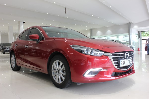 Mazda 3 Mazda 3 Màu đỏ 2018 mới lăn bánh 9000km