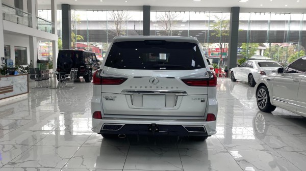 Lexus LX 570 Bán Lexus LX570 MBS 4 chỗ, sản xuất 2020