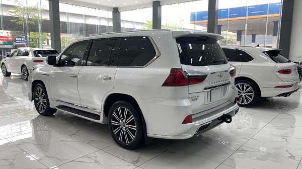 Lexus LX 570 Bán Lexus LX570 MBS 4 chỗ, sản xuất 2020