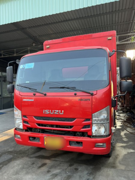 Isuzu NQR Cty cần bán nhanh : ISUZU 5Tấn sx 2021