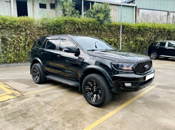 Ford Everest Titanium 4x2 2020