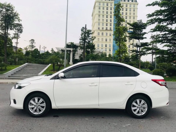 Toyota Vios 2017 AT, dòng G, màu trắng
