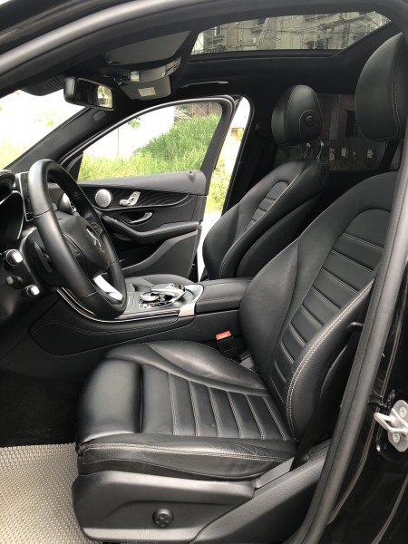 Mercedes-Benz GLC 300 4Matic Bản Full, sản xuất 2018