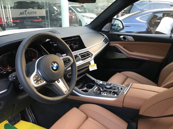 BMW X7 nhập mỹ mới 100% sản xuất 2020