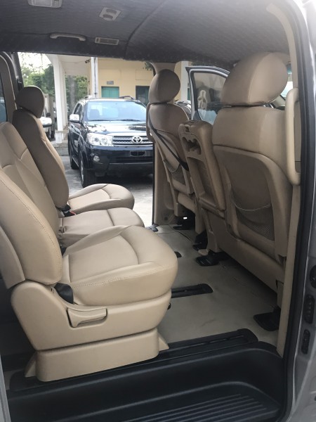 Hyundai Starex Bán xe Hyundai Starex,9 chỗ,máy dầu,2013