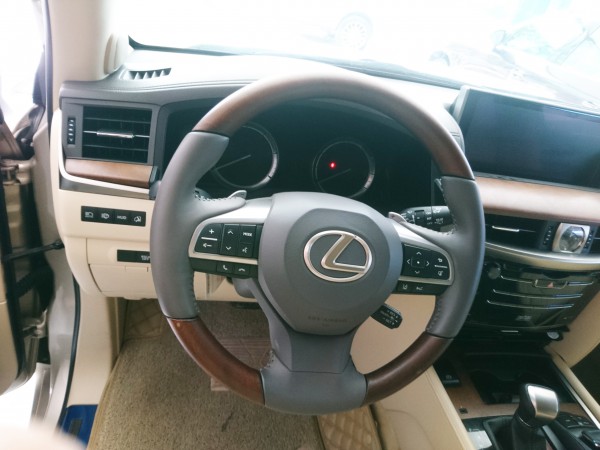 Lexus LX 570 570 2016 bản xuất mỹ