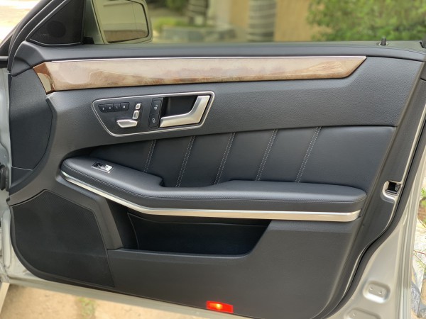Mercedes-Benz E 400 1 chủ Mới N.H.Ấ.T SG
