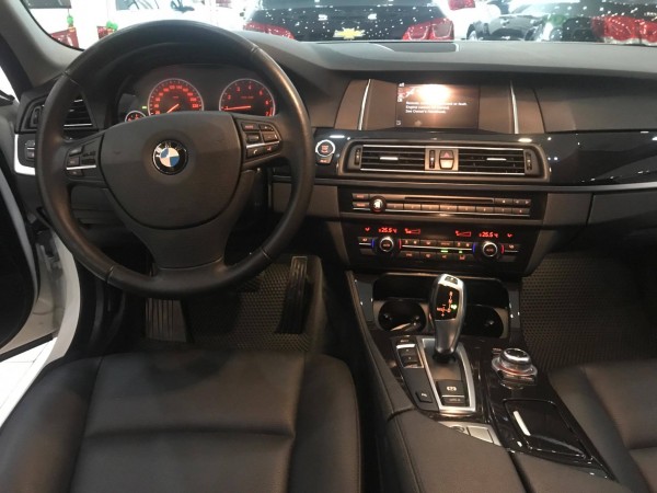 BMW 520 i 2.0AT 2015