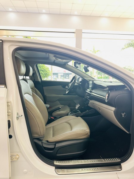 Kia Cerato Cần bán 2 xe đẹp Kia Cerato 1.6 Luxxury